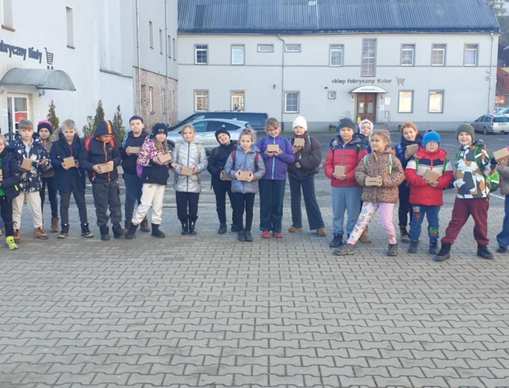 b388767fca 4acf 8b36 1d483d1aad35 9597