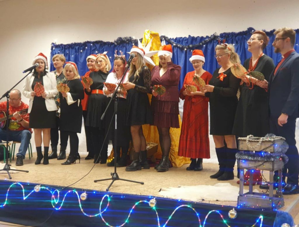 f3a65052ee1 4306 ad15 99c336b3a86b 9572