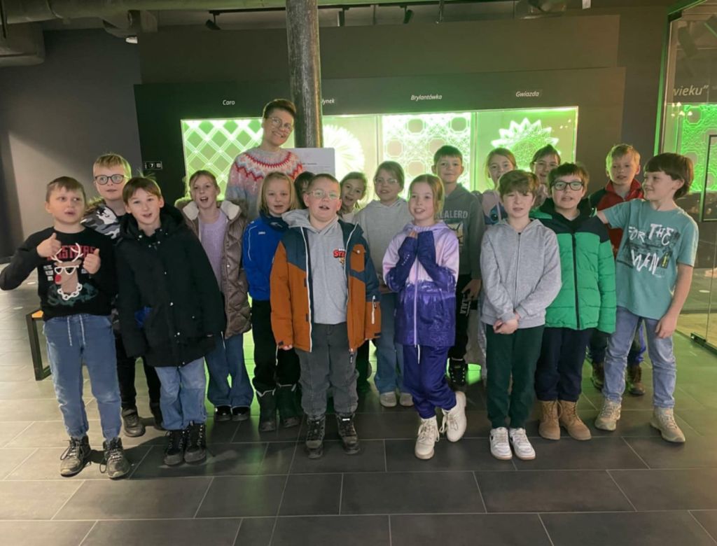 585e8274 b995e3 a8cb e9a30c1c0764 9617