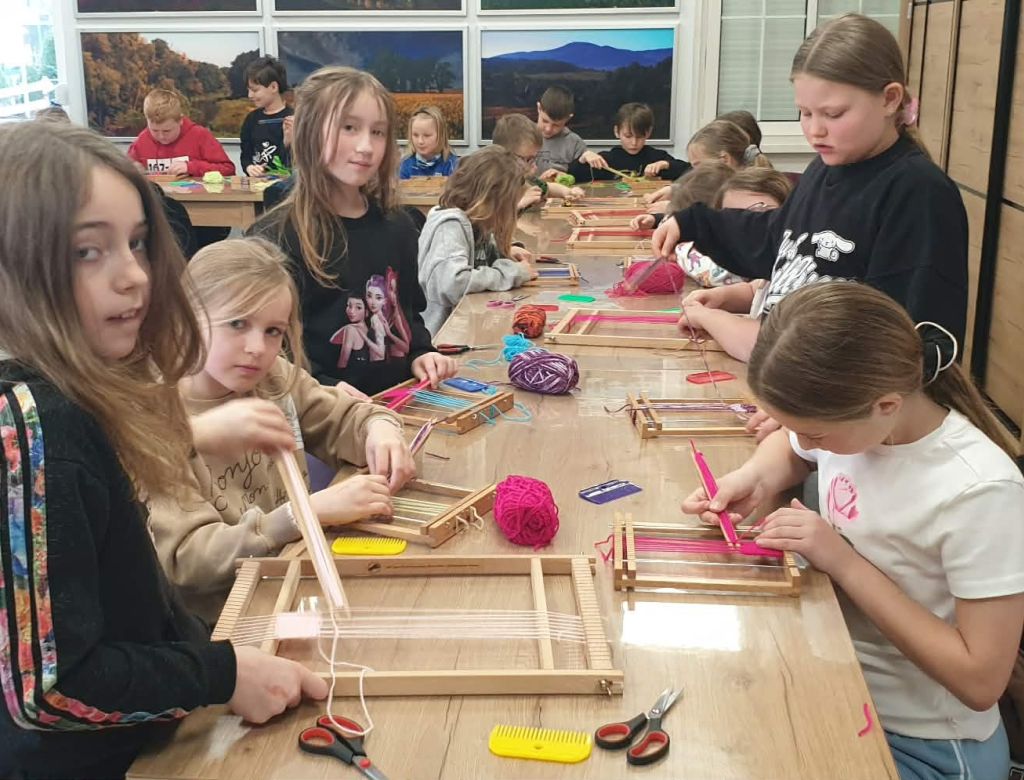 2dac5f25 b34cf0 9f82 4c03f594a702 10039