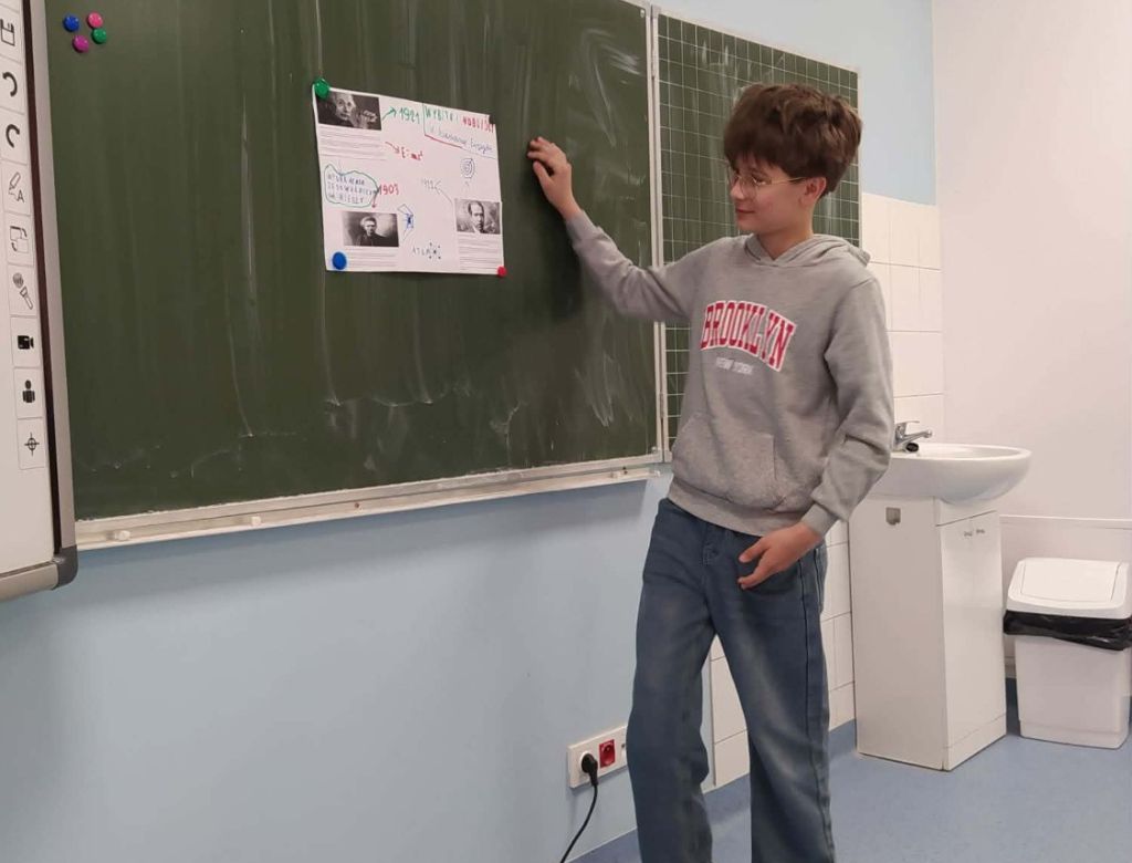 3b79ec95 fb43ec aee4 666c4966a8d9 10008