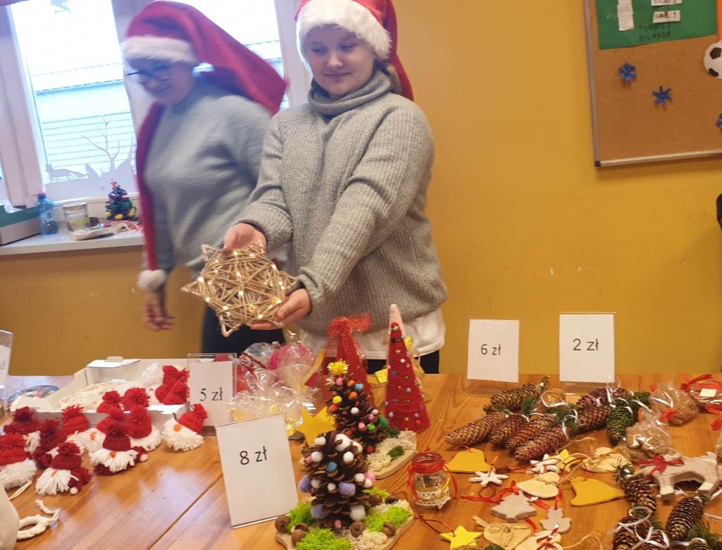 320229483 1843493051173511922 n 3499