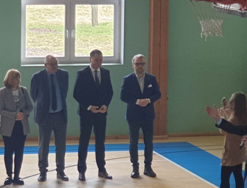 336185021 8728103675271406276 n 3980