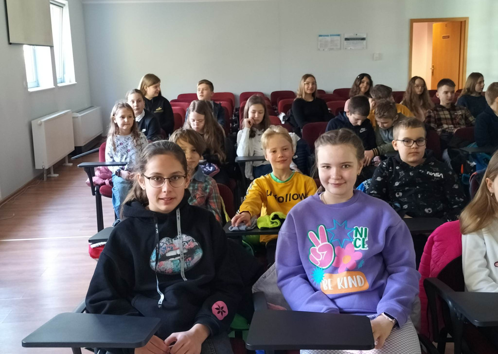 346098282 5018467114381163829 n 4409