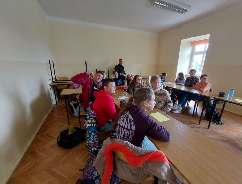 345314819 8378706482873928247 n 4599