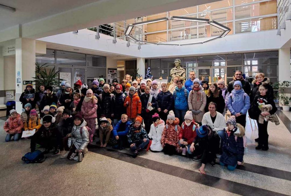 403406169 720350272650353436 n 5908