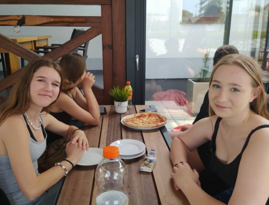 91de6d94dd2 4683626 3a3a5a30af7f 8883