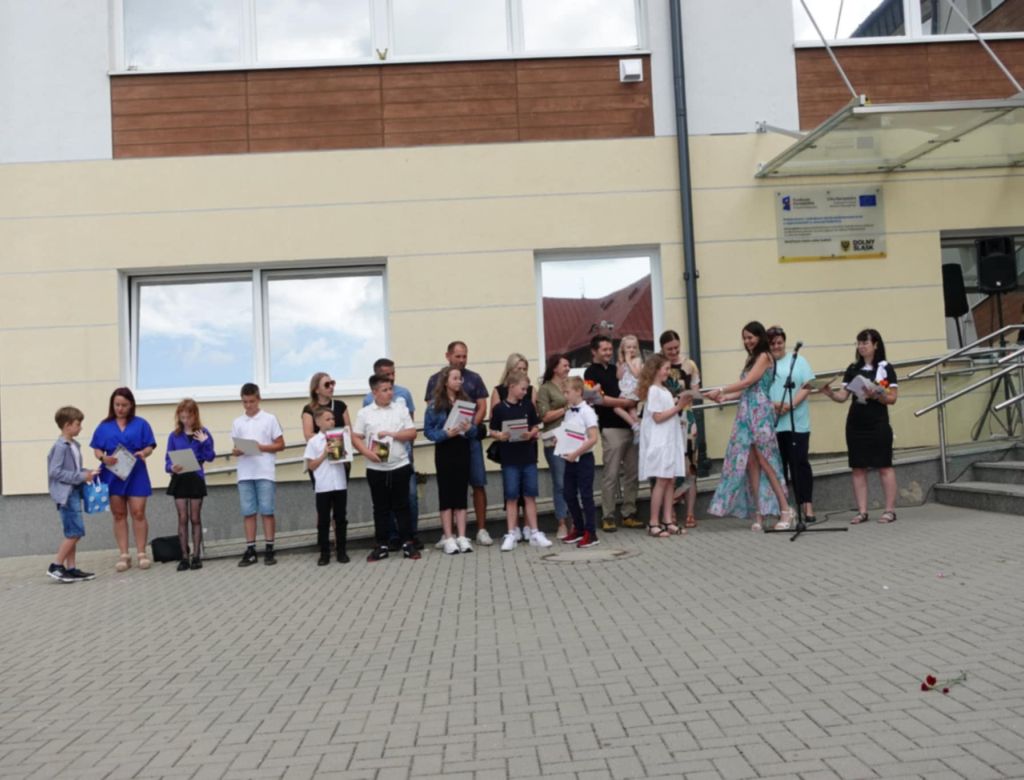 0368dcaee2 4c29 82bb 950c83d062f0 8964