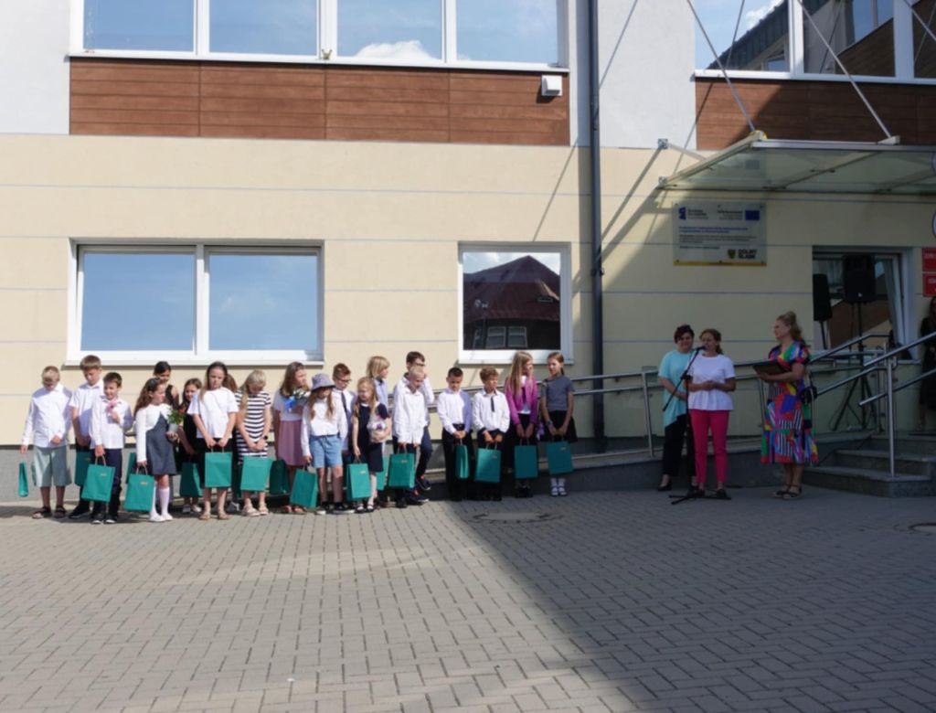 c99643a6ee5 4903 a30c 6ee613883852 8972