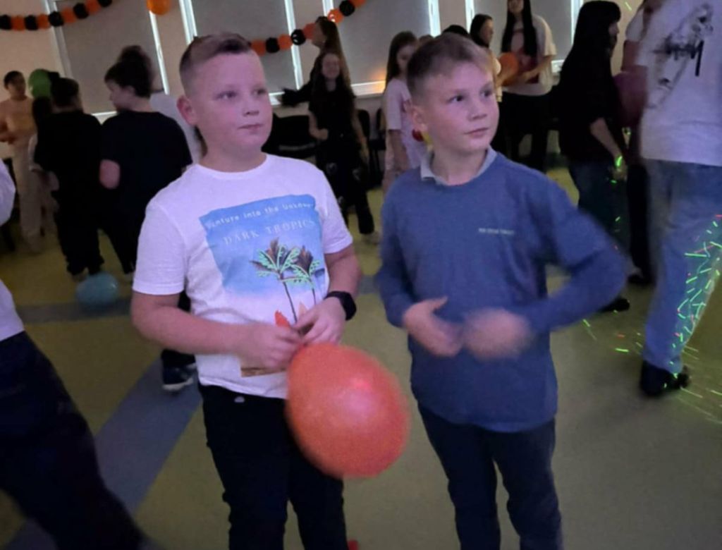 2cd91b8bbf1 4865 98f1 cb871250ee8f 9183