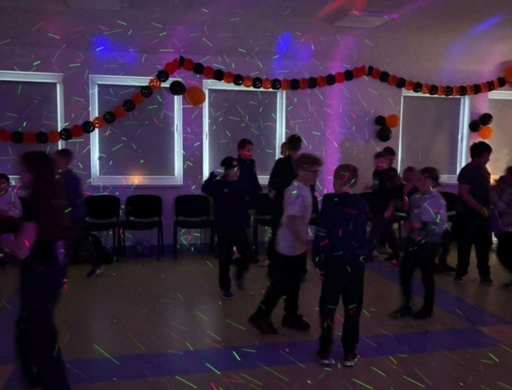 aab3b99a cc96e 99a0 03429b5d7a6a 9199