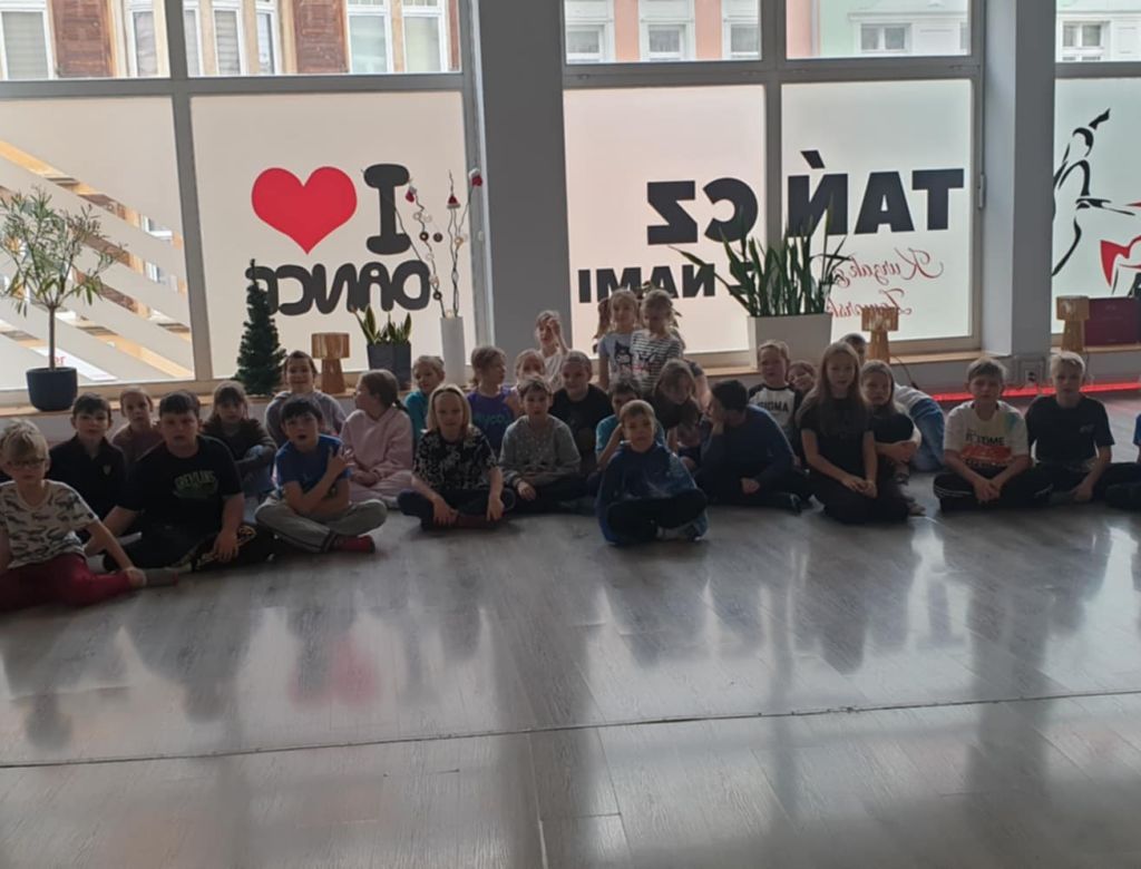 4367bf54b6 4173 b39f e27e3ea63adb 9466