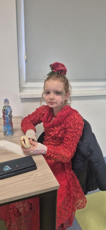 4f405efed 4d35 98bf 36206289d8ce 9497