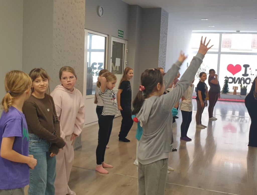 90fea89bce 4c6a b4d9 cc24949972f6 9463