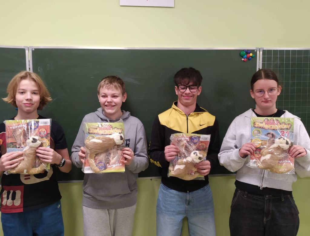 72bc5873 4128 8444 42a37a2bfe59 9823