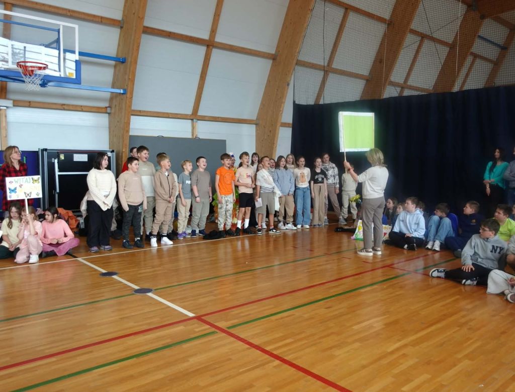 0dbb51b5f7 47de a1f4 82e439cd9f5c 9953