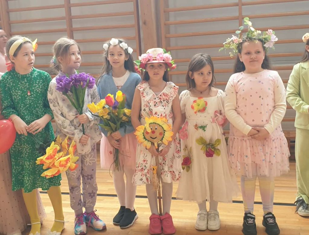 2568878ee 436a 900a 49476e787c1d 9986