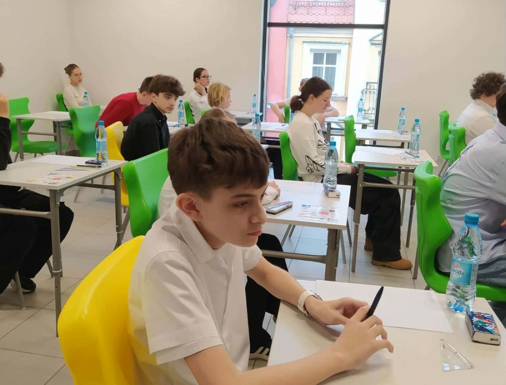 46f5dc8af8 4057 8196 214a5943bdec 9905