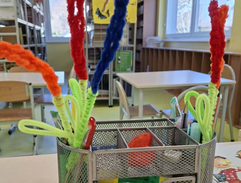 53a2c3e6ed1 4b2d 95f8 391215818d57 9932