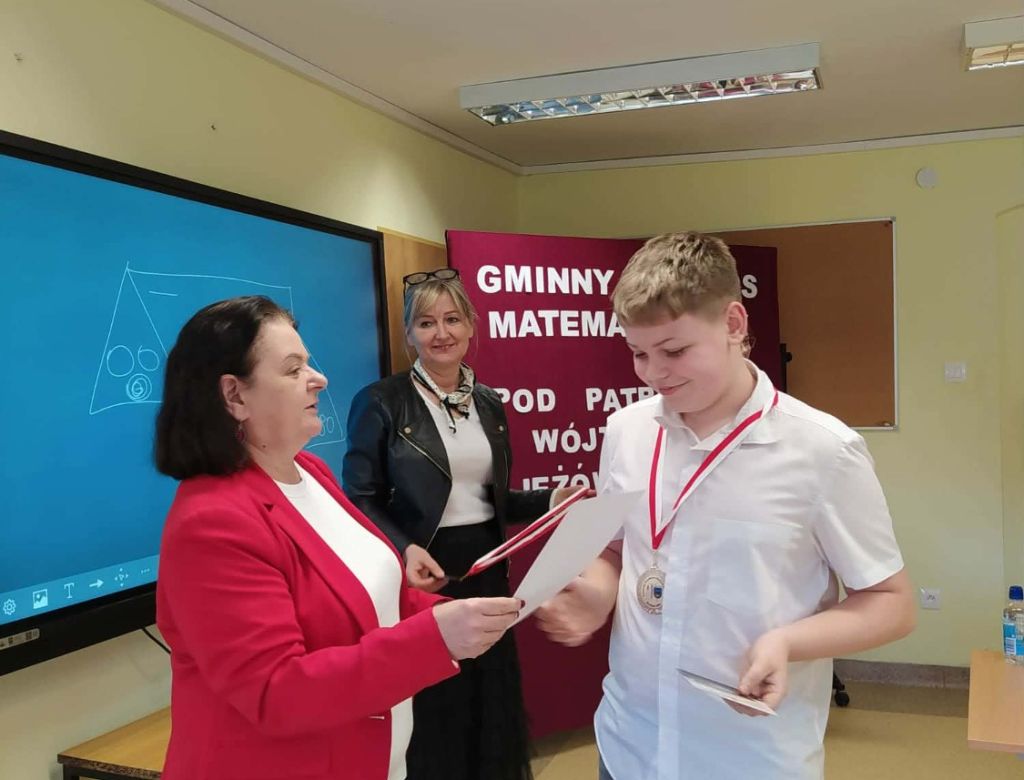 7bc89f7de 4c57 9fe4 8735bad36a41 9911