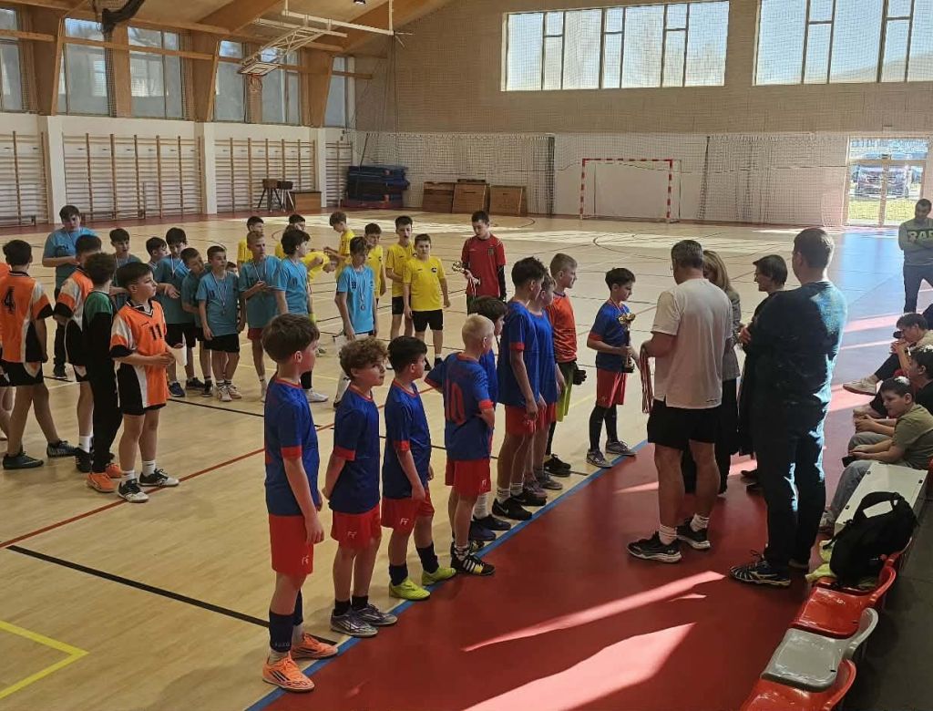 87690f69d8 4378 97fe a05d23c43f58 9908