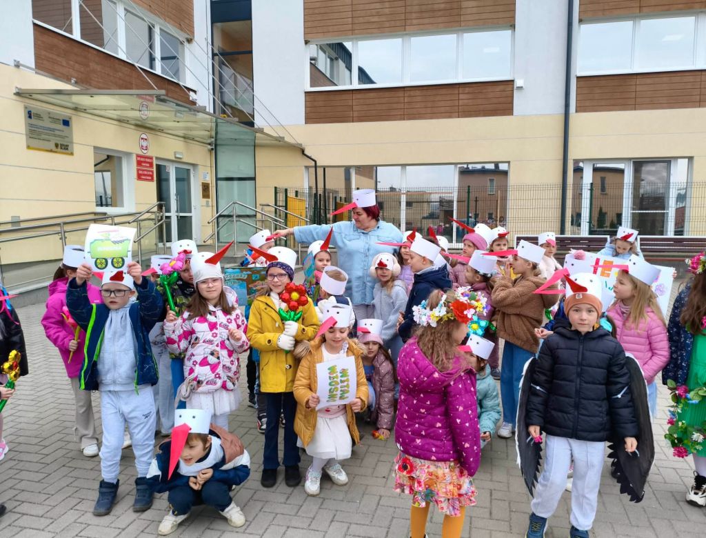 a33f9b0db0 442c 8cd4 3c07a0213174 9990