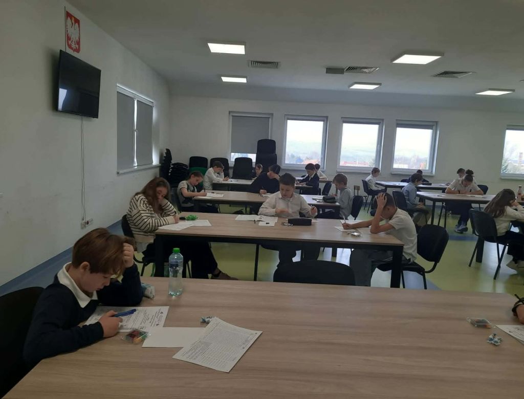 dbe0e92ad2f 477d b239 2e87dd9a9ded 9950